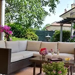 Margherita With Pool & Hydromassage Apart-hotel 3*