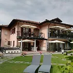 Margherita With Pool & Hydromassage Apart-hotel 3*