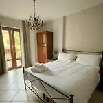 Margherita With Pool & Hydromassage Apart-hotel 3*