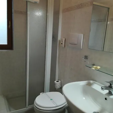 Margherita With Pool & Hydromassage 3* Cannobio