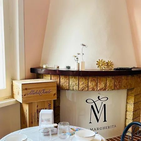 Hotel apartamentowy Margherita With Pool & Hydromassage 3*