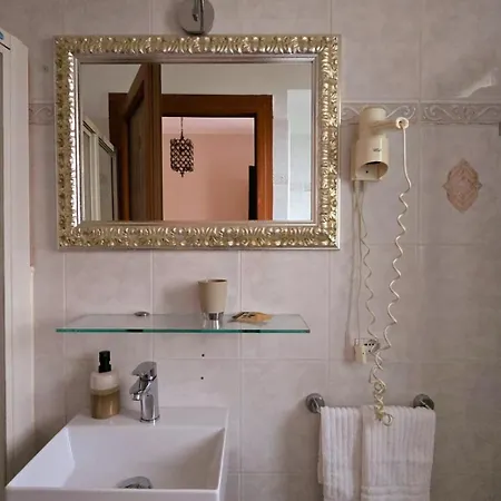 Margherita With Pool & Hydromassage Cannobio