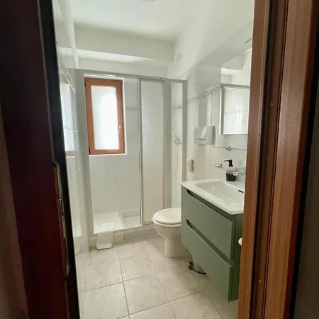 Margherita With Pool & Hydromassage Cannobio