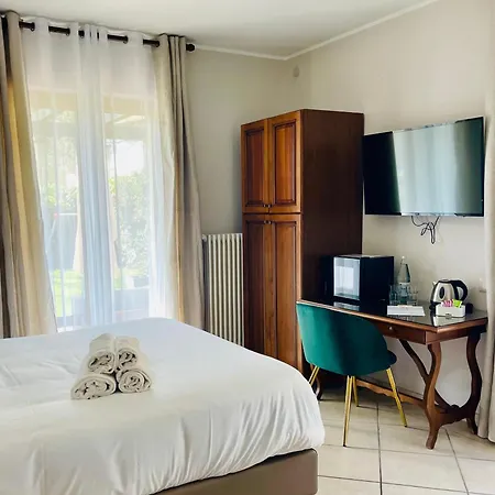 Margherita With Pool & Hydromassage Apart Otel