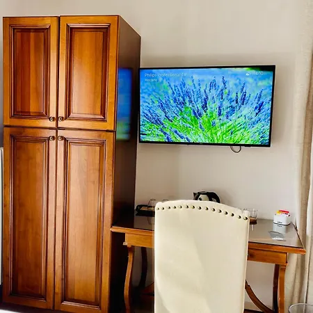 Margherita With Pool & Hydromassage 3* Cannobio