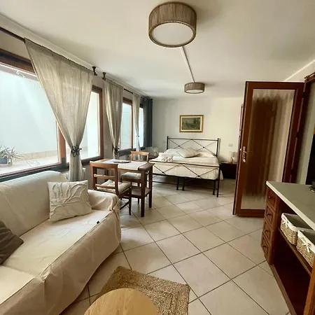 Margherita With Pool & Hydromassage Apart-hotel