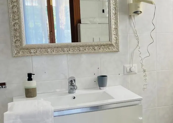 Margherita With Pool & Hydromassage Aparthotel Cannobio